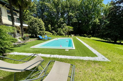 Foto 63 - Casa de 6 quartos em Sirtori com piscina privada e jardim