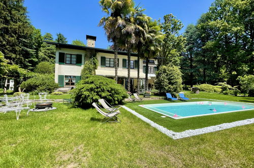 Foto 46 - Casa con 6 camere da letto a Sirtori con piscina privata e giardino