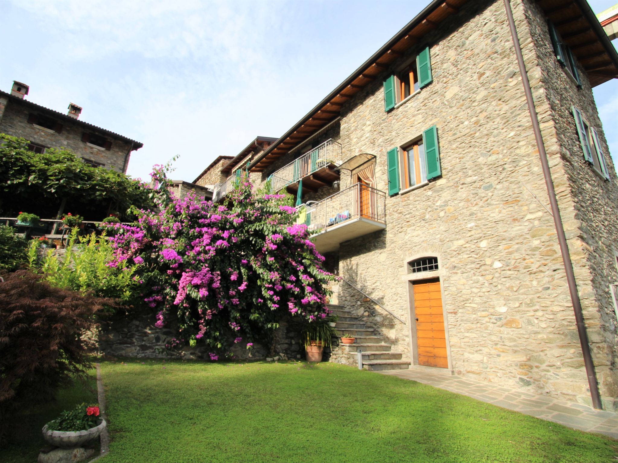 Foto 1 - Apartamento de 1 habitación en Cremia con vistas a la montaña