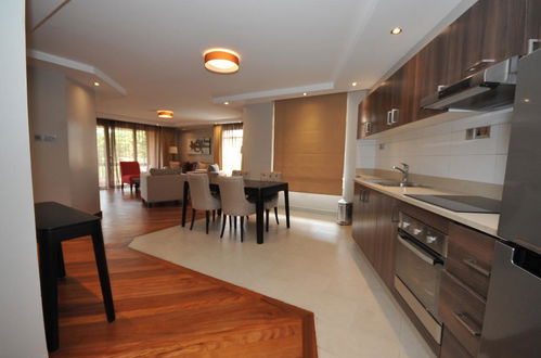 Photo 6 - Longonot Place Serviced Apartments