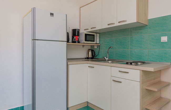 Apartamento de 2 quartos em Jasenice com piscina e jardim - Foto 6