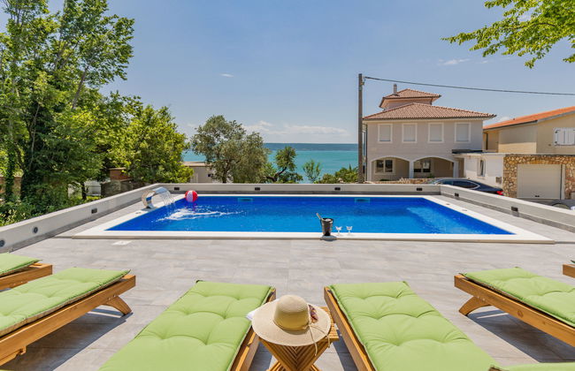 Apartamento de 2 quartos em Jasenice com piscina e jardim - Foto 18