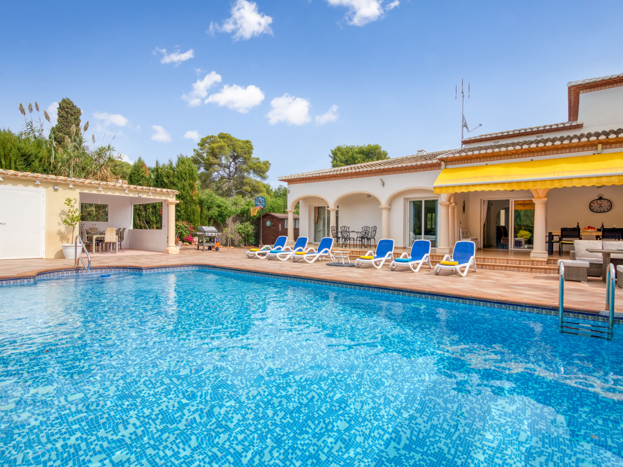 Foto 22 - Casa con 3 camere da letto a Jávea con piscina privata e giardino