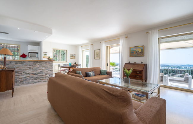 5 bedroom House in Mougins with private pool and garden - Photo 9