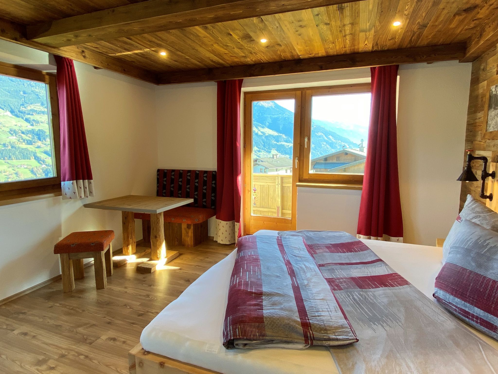 Foto 12 - Appartamento con 2 camere da letto a Schlitters con vista sulle montagne