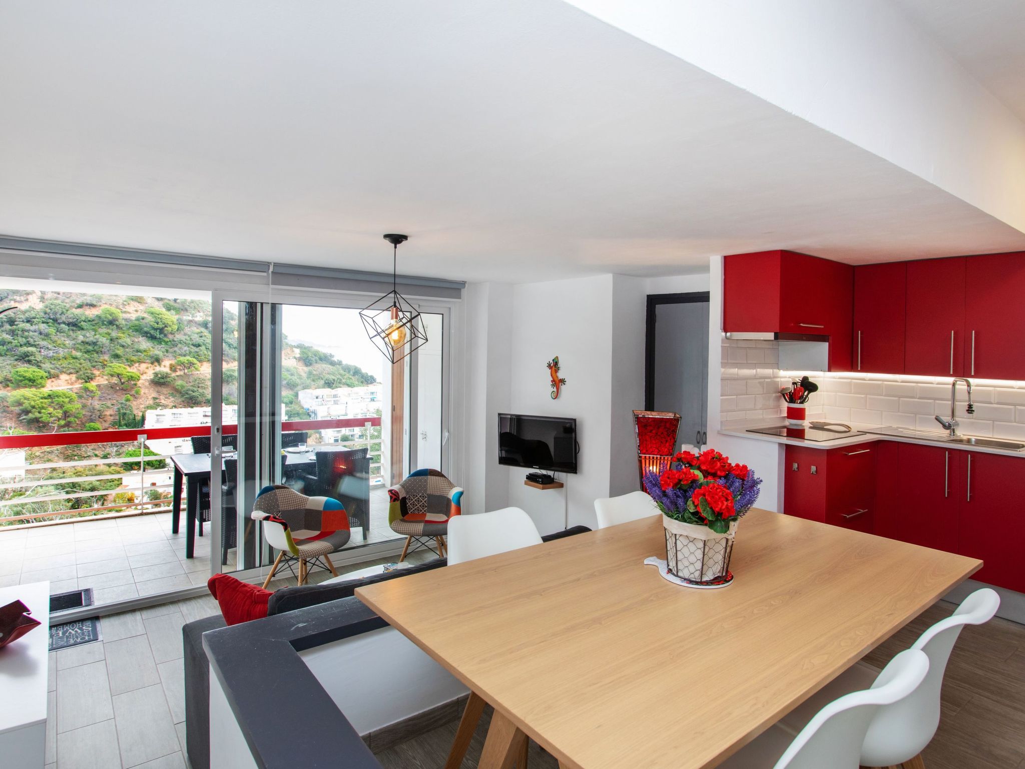 Photo 3 - 1 bedroom Apartment in Tossa de Mar with terrace and sea view