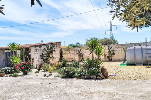 Foto 19 - Casa con 2 camere da letto a Augusta con piscina privata e giardino