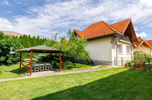 Photo 20 - Appartement de 4 chambres à Siófok avec jardin