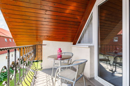 Photo 19 - 4 bedroom Apartment in Siófok with garden and mountain view