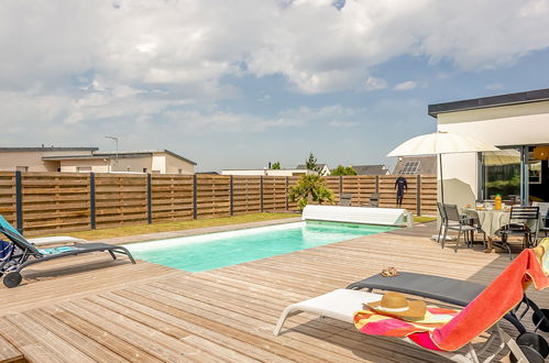 Foto 5 - Casa de 4 habitaciones en Plounéour-Brignogan-plages con piscina privada y jardín