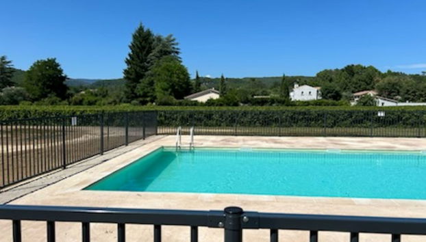 Apartamento de 2 quartos em Chambonas com piscina e jardim - Foto 2