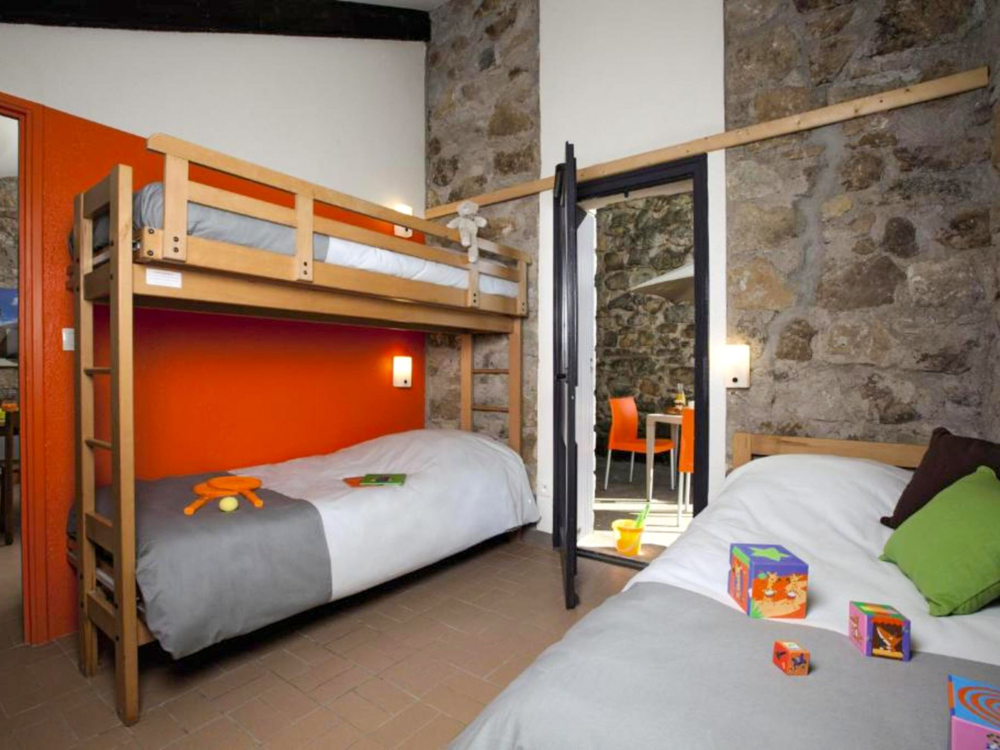 Foto 7 - Appartamento con 2 camere da letto a Chambonas con piscina e giardino