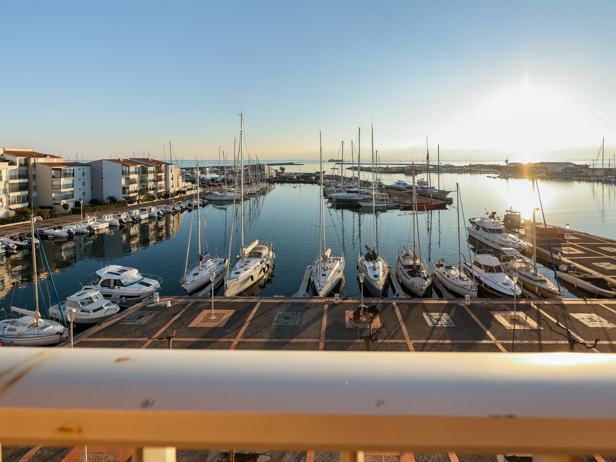 Photo 1 - Appartement de 1 chambre à Agde avec terrasse et vues à la mer