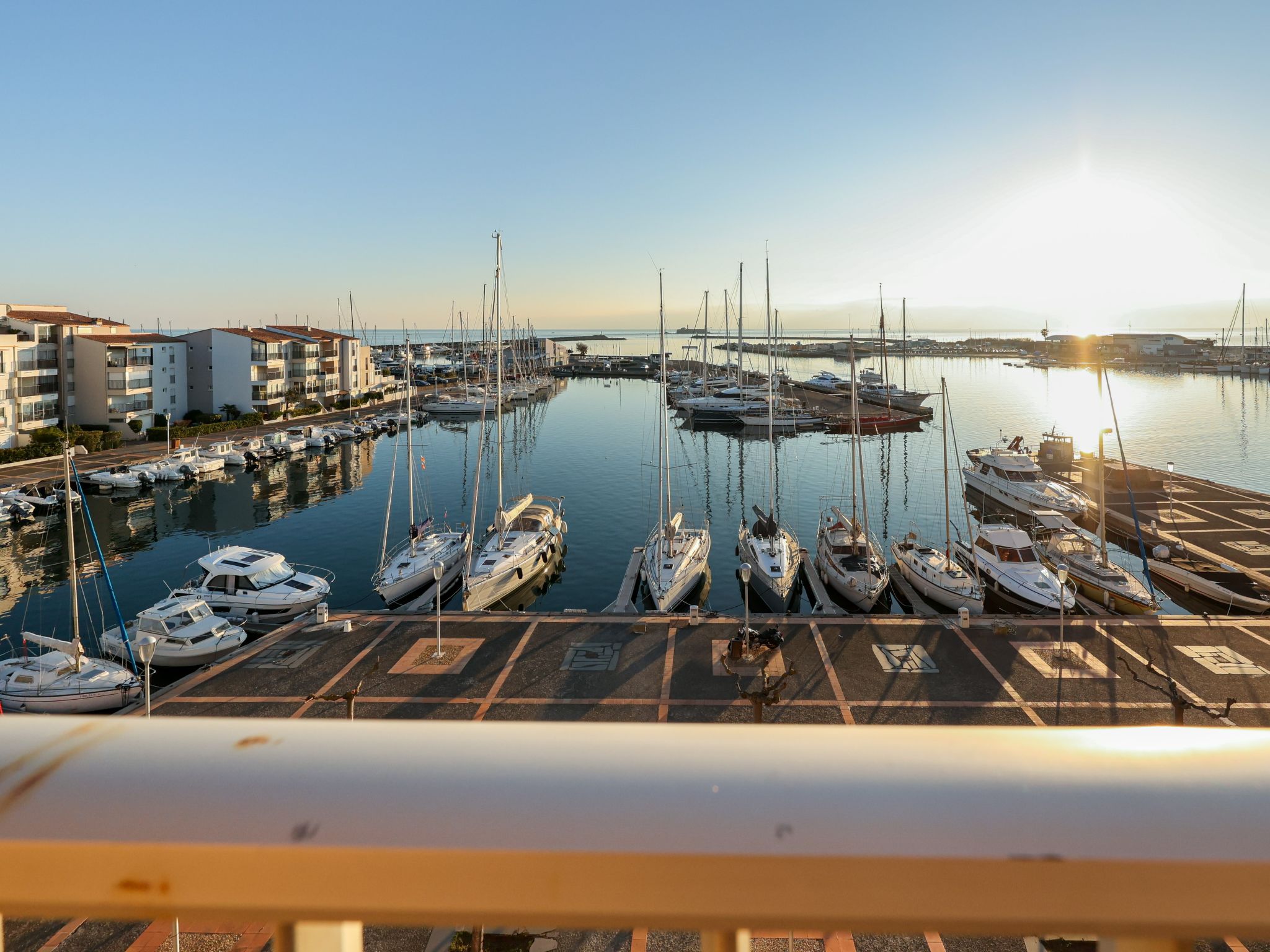 Foto 1 - Apartamento de 1 quarto em Agde com terraço e vistas do mar