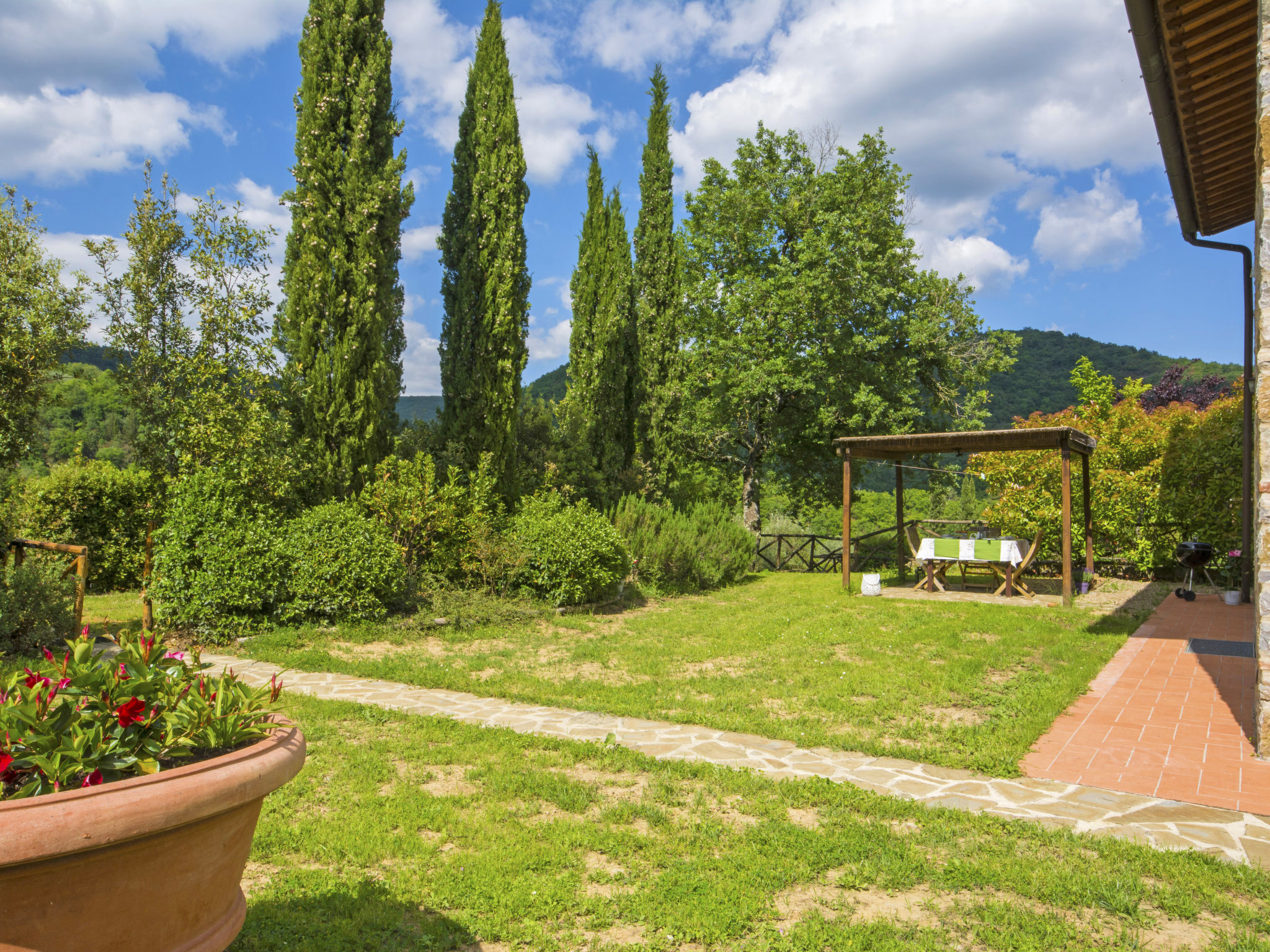 Photo 6 - 2 bedroom House in Greve in Chianti with swimming pool