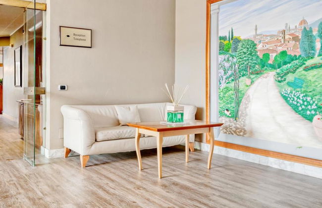 Italiana Hotels Florence - Photo 13