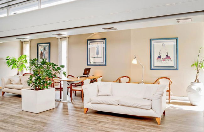 Italiana Hotels Florence - Photo 14