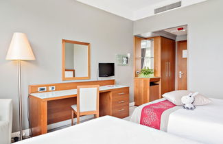 Photo 21 - Italiana Hotels Florence