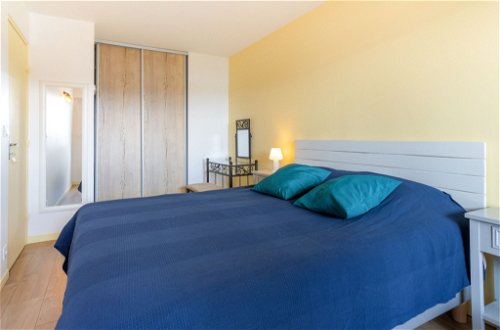 Foto 12 - Appartamento con 2 camere da letto a Cabourg con vista mare