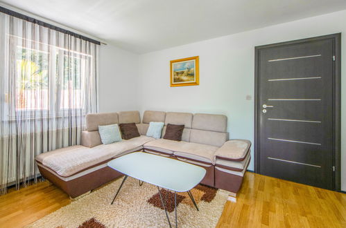 Foto 8 - Apartamento de 2 quartos em Matulji com jardim