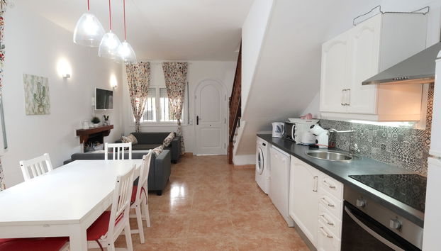 Haus mit 4 Schlafzimmern in Mont-roig del Camp mit schwimmbad und garten - Foto 4