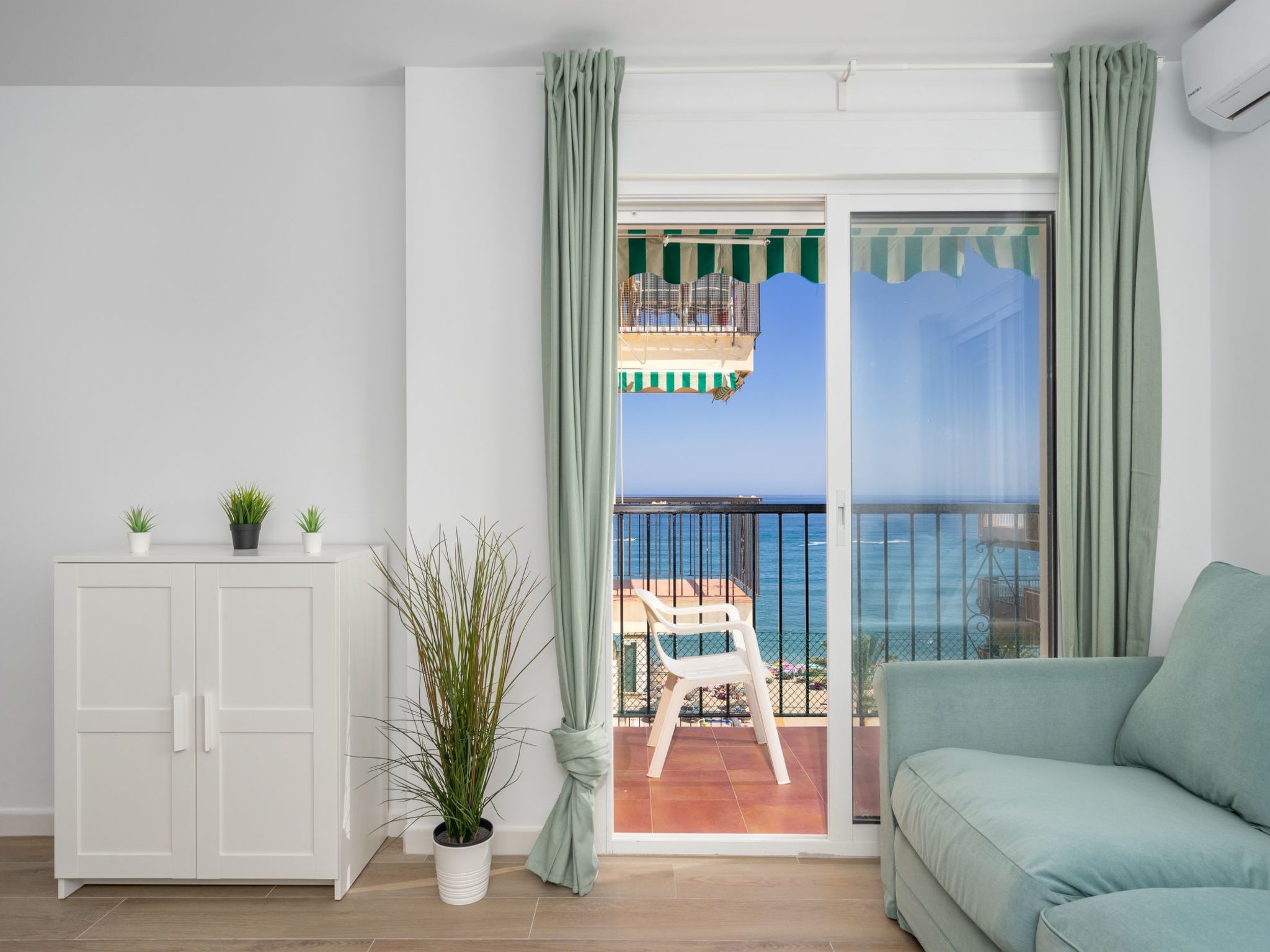 Foto 6 - Apartamento de 2 quartos em Fuengirola com piscina e vistas do mar