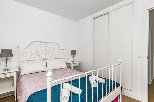 Foto 22 - Appartamento con 2 camere da letto a Fuengirola con piscina e giardino