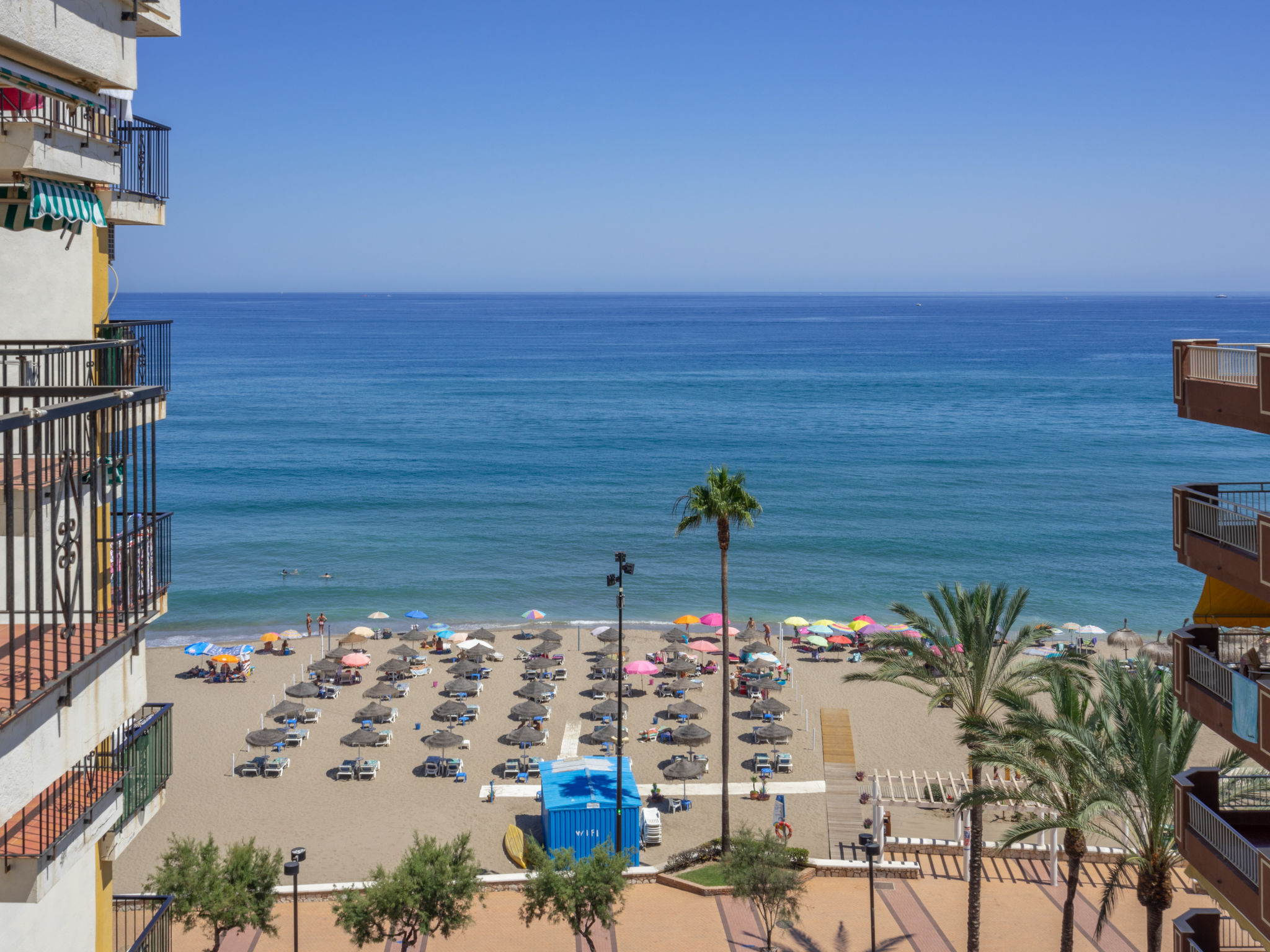 Foto 5 - Apartamento de 2 habitaciones en Fuengirola con piscina y vistas al mar