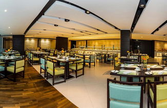 Foto 39 - Flora Creek Deluxe Hotel Apartments