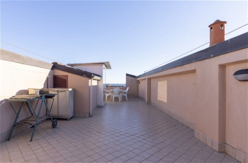 Foto 18 - Apartamento de 1 quarto em Riva Ligure com terraço e vistas do mar