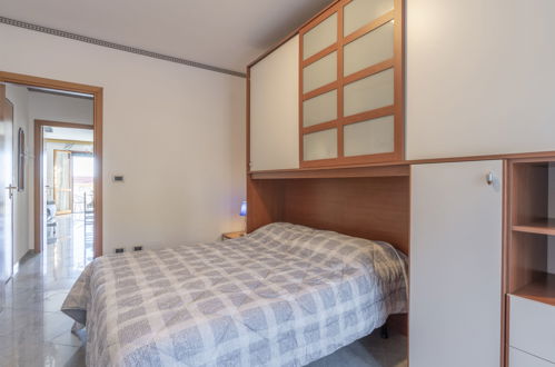 Foto 4 - Apartamento de 1 habitación en Riva Ligure con terraza y vistas al mar