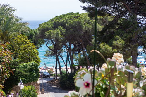 Foto 19 - Apartment mit 4 Schlafzimmern in Blanes mit schwimmbad und blick aufs meer