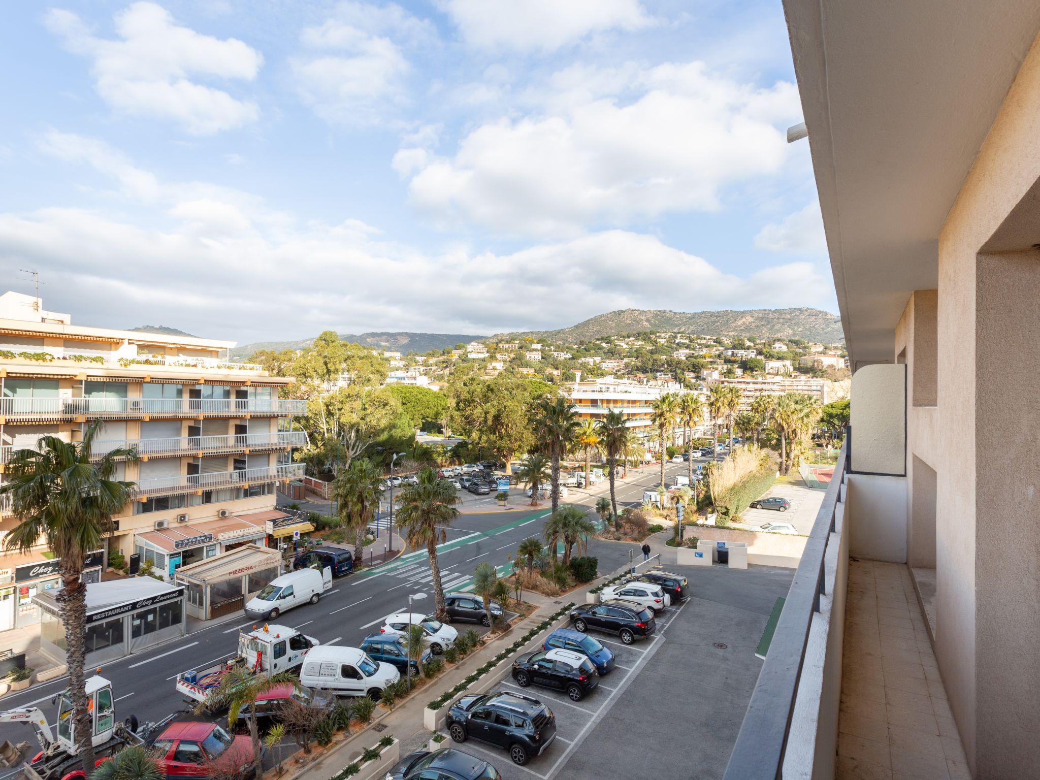 Foto 15 - Apartment in Le Lavandou mit blick aufs meer