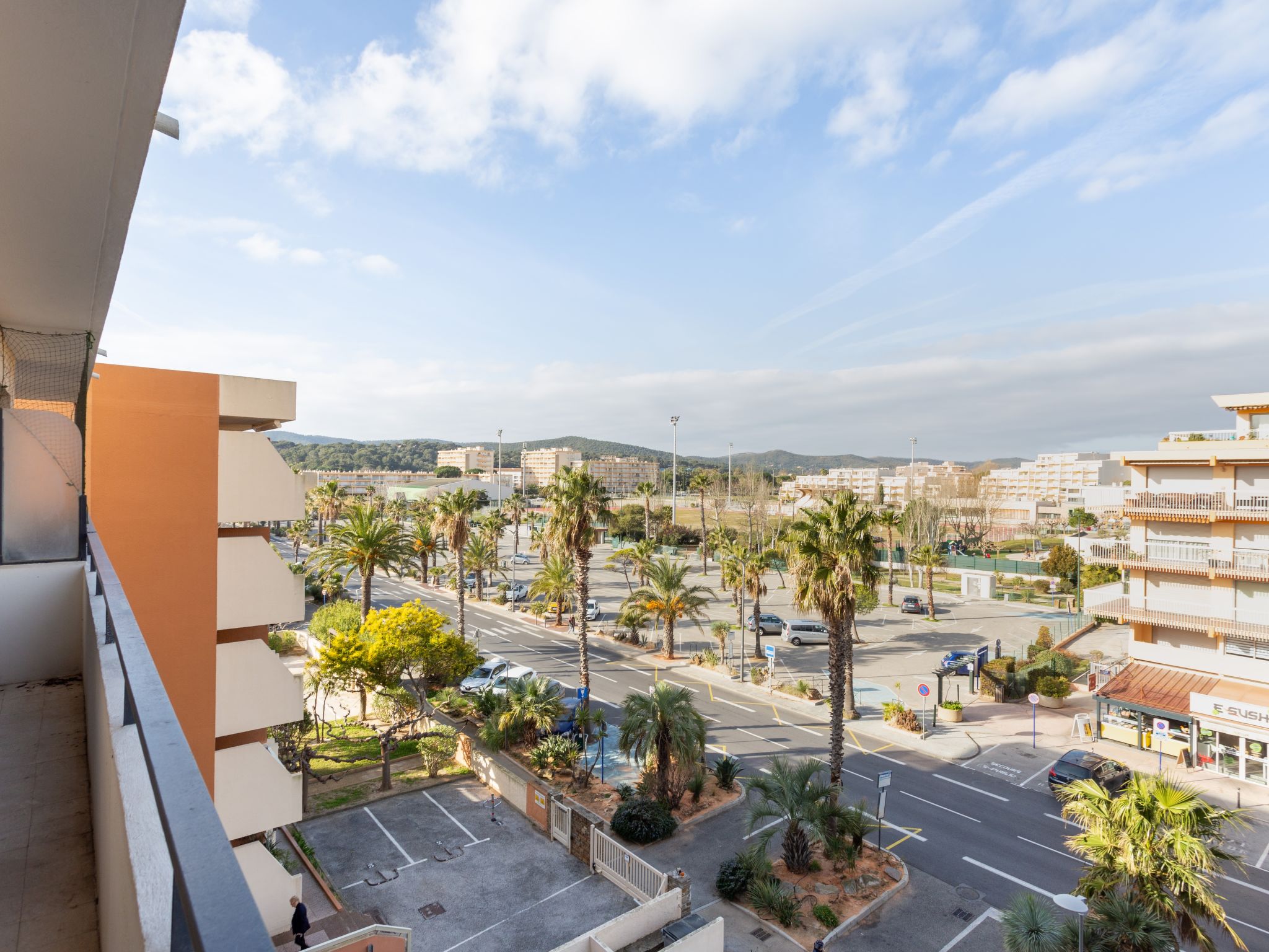 Photo 16 - Apartment in Le Lavandou with sea view