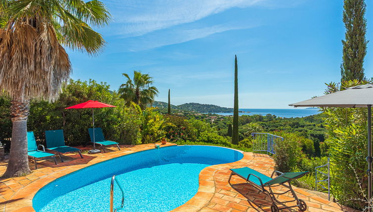 Photo 1 - 3 bedroom House in Le Lavandou with private pool and garden