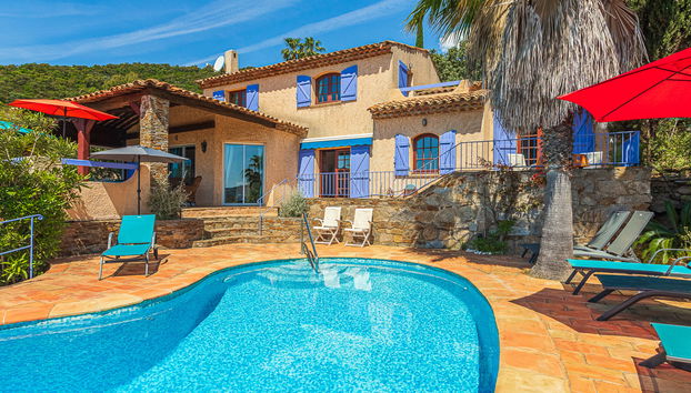 Casa de 4 quartos em Le Lavandou com piscina privada e jardim - Foto 2