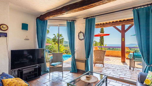 Casa de 4 quartos em Le Lavandou com piscina privada e jardim - Foto 4