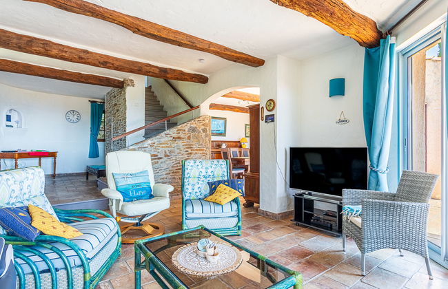 Casa de 4 quartos em Le Lavandou com piscina privada e jardim - Foto 6