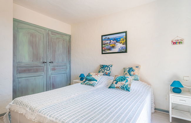 Casa de 4 quartos em Le Lavandou com piscina privada e jardim - Foto 12