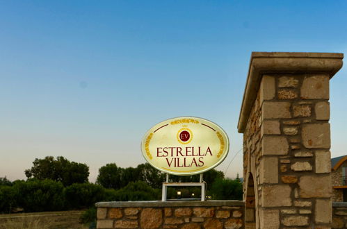 Photo 8 - Estrella Villas