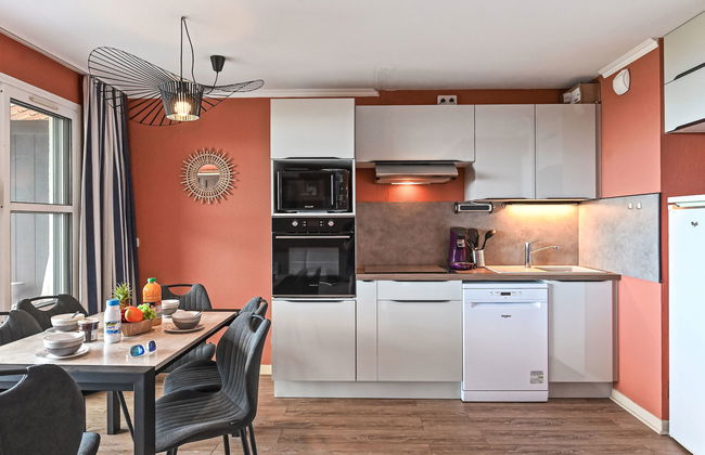 Apartamento de 2 quartos em Saint-Raphaël com piscina e jardim - Foto 12