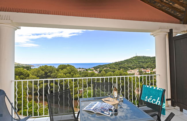 Apartamento de 2 quartos em Saint-Raphaël com piscina e jardim - Foto 1