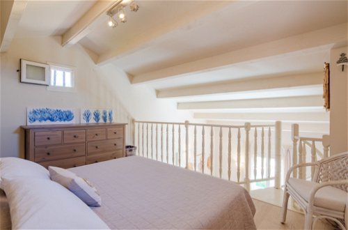 Foto 11 - Apartment mit 2 Schlafzimmern in Roquebrune-sur-Argens mit schwimmbad und blick aufs meer