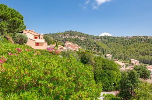 Photo 20 - 2 bedroom Apartment in Roquebrune-sur-Argens with swimming pool and terrace