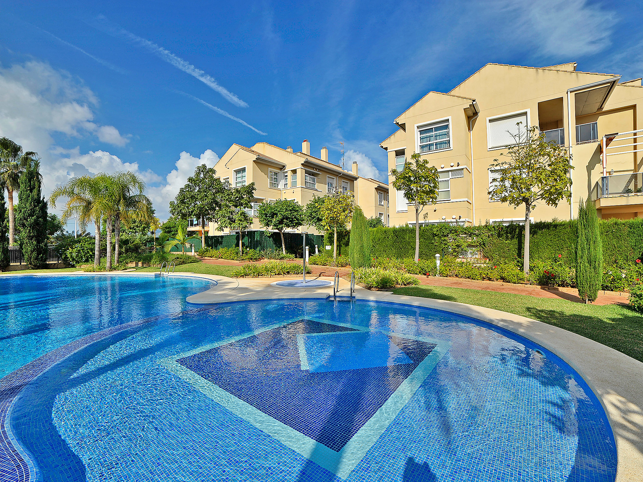 Photo 1 - Appartement de 2 chambres à Jávea avec piscine et vues à la mer