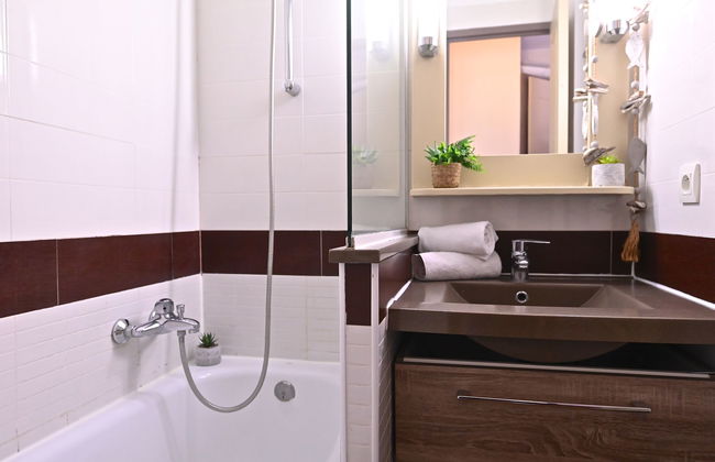 Appartamento con 1 camera da letto a Saint-Raphaël con piscina e giardino - Foto 16