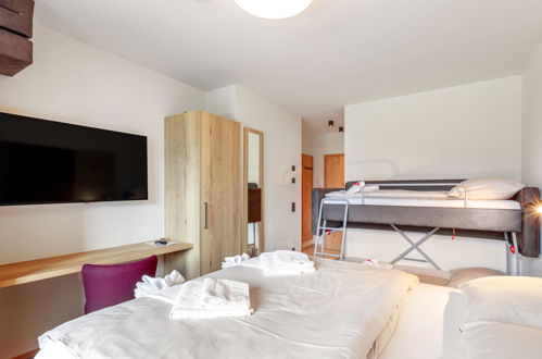 Foto 14 - Apartment mit 2 Schlafzimmern in Piesendorf mit schwimmbad und blick auf die berge