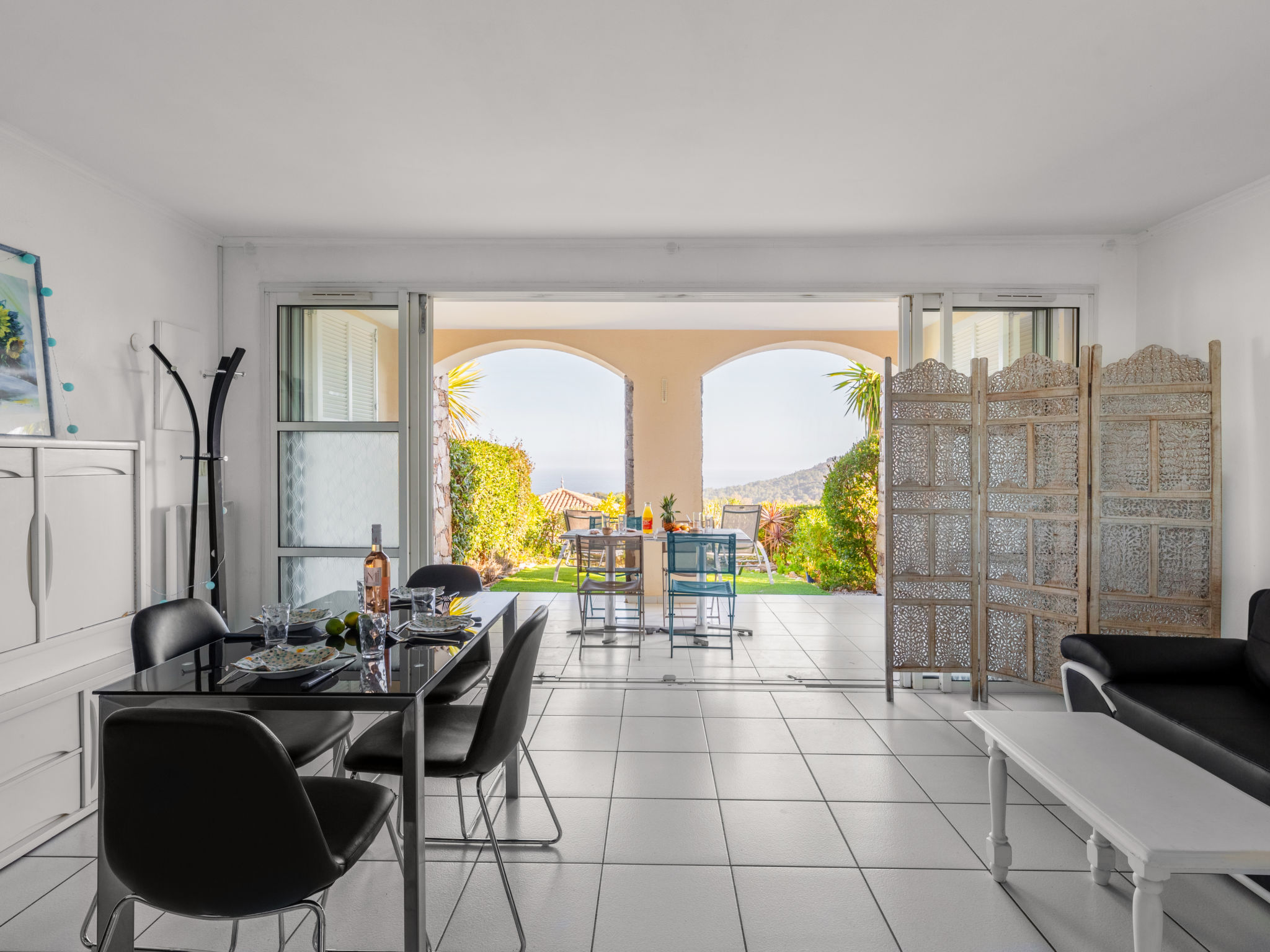 Foto 7 - Apartamento de 1 quarto em Saint-Raphaël com piscina e vistas do mar