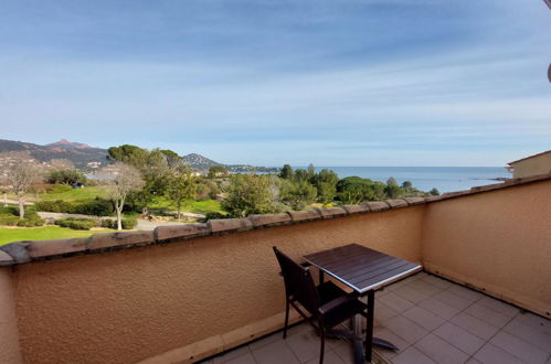Photo 22 - 2 bedroom Apartment in Saint-Raphaël with swimming pool and sea view