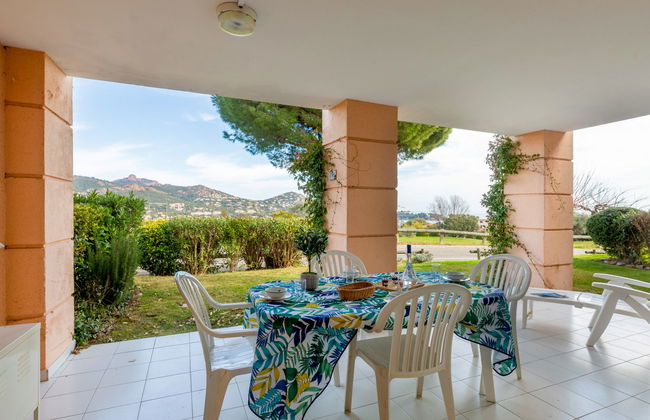 Appartement de 2 chambres à Saint-Raphaël avec piscine et jardin - Photo 16